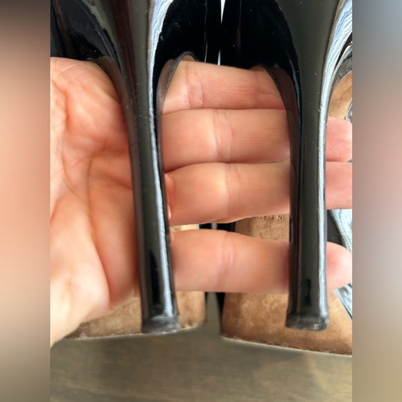Miss Dior Escarpine Patented Leather Pumps Noir - Picture 3 of 9